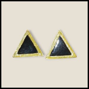 Vintage Black Resin Triangle Clip Back Earrings